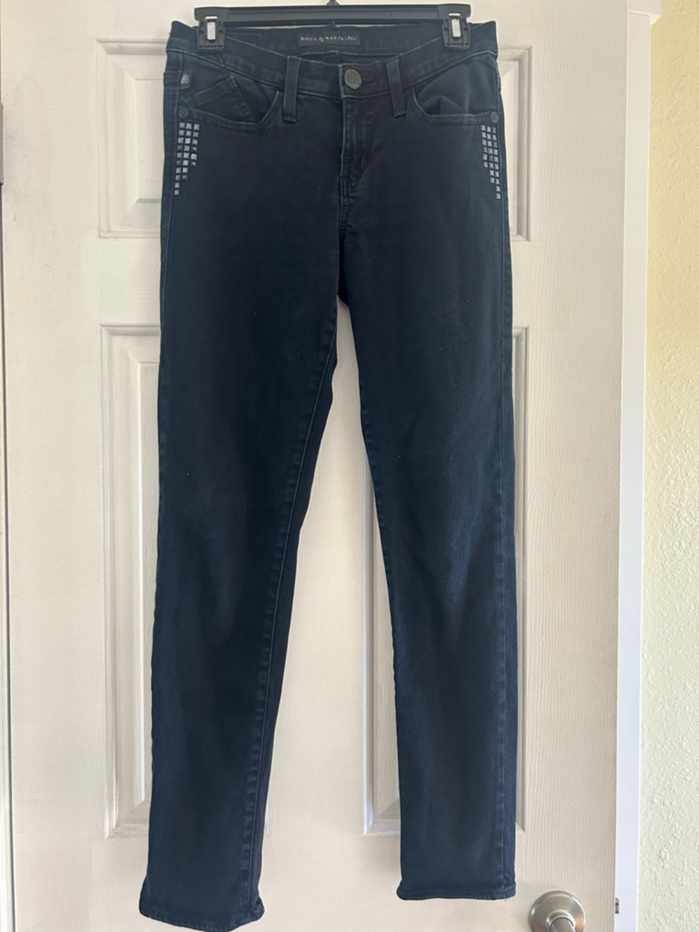 Rock & Republic Black Skinny Jeans with Stud Detailing 8M